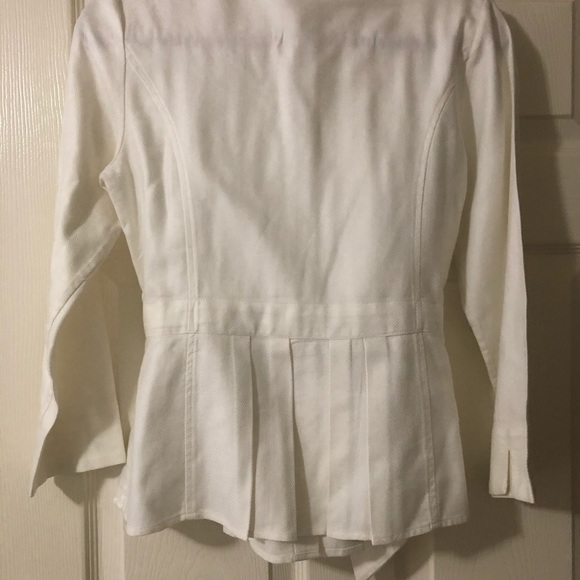 Top - Picture 2 of 2